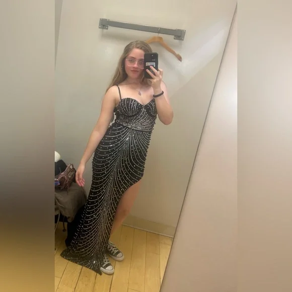 Windsor Black and Silver Beaded Prom Dress Iridescent Rhinestone winter formal S - Picture 8 of 9